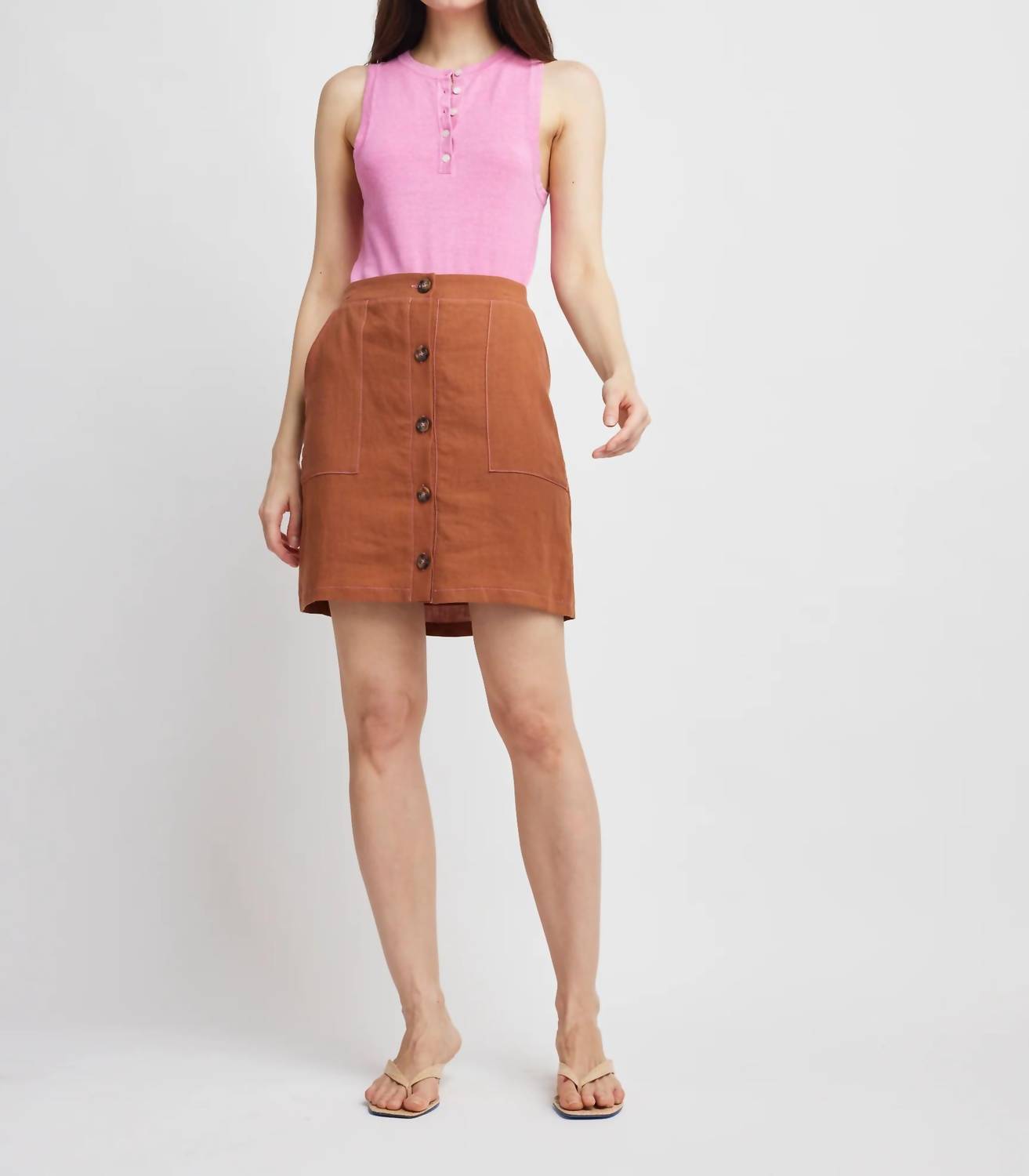Self Contrast - Claire Henley Tank