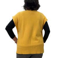 Made In Italy - Sleeveless throw over sweater top