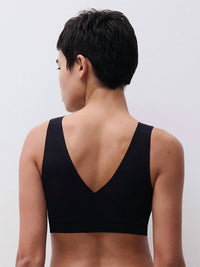 Chantelle - Softstretch Padded V-neck Wireless Bra Top