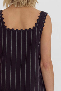 Entro - Boutique Chic Midi Dress