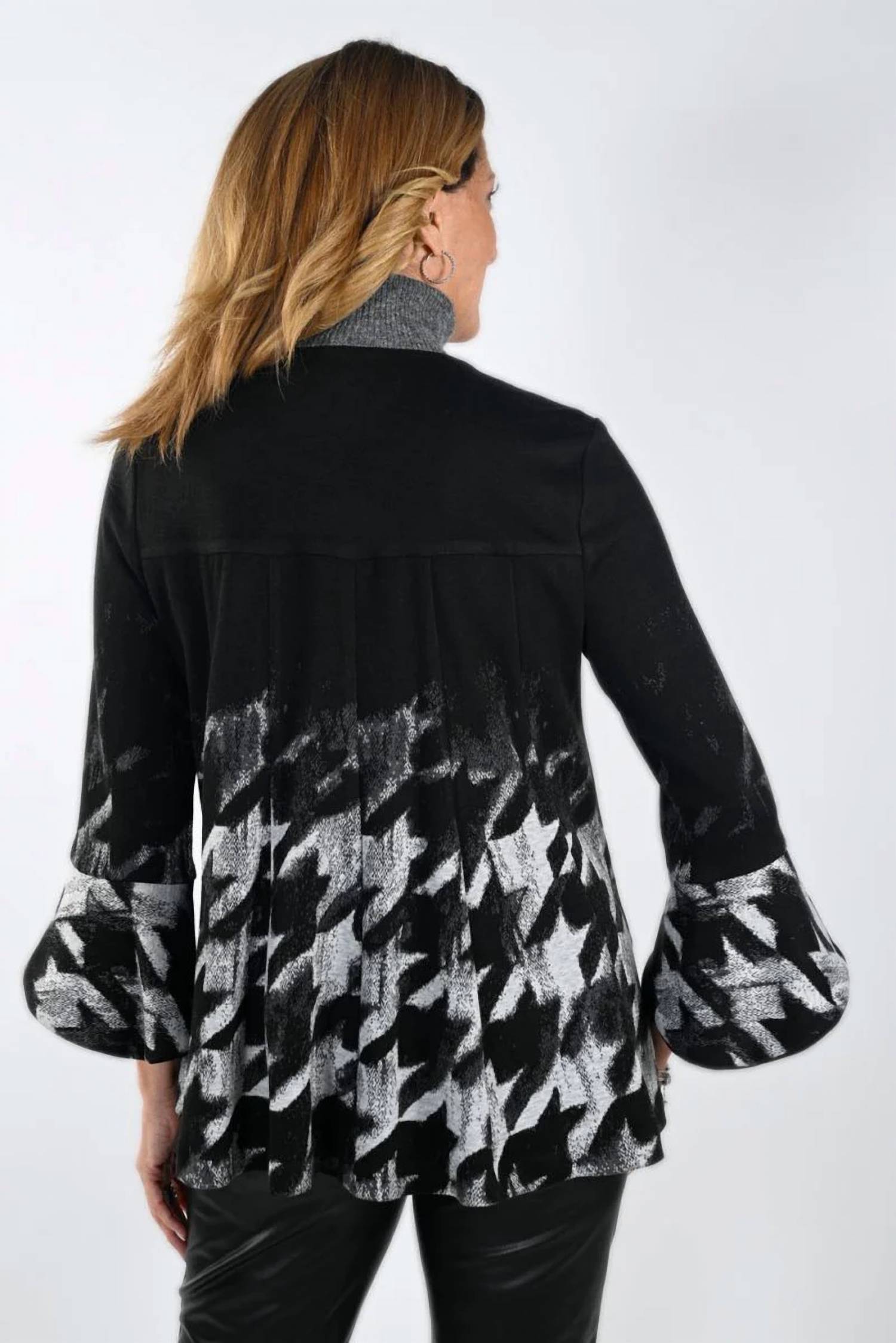 Frank Lyman - Gwendolyn Houndstooth Knit Jacket