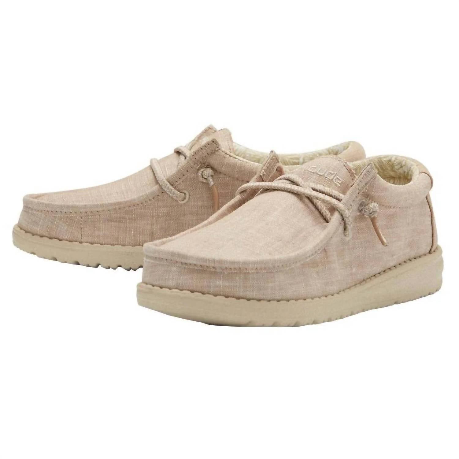 HEY DUDE Boy's Youth Wally Basic Shoe in beige - men's loafer