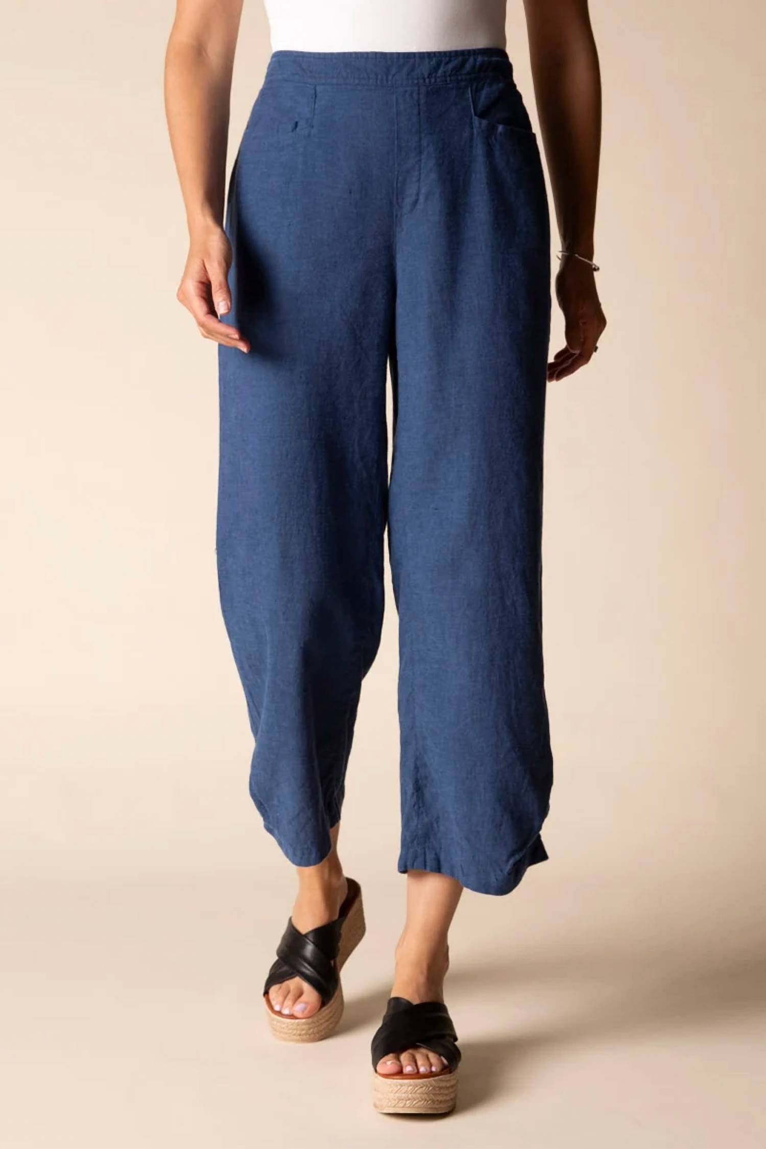 Habitat - Solid Pleat Button Capri Pants