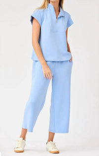 Mary Square - Stephie Zip Top