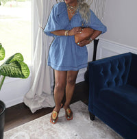 Veveret - Denim V-Neck Puff Sleeve Dress