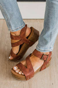 Very G Women's Shayne Wedge Sandal in rust - women's sandal