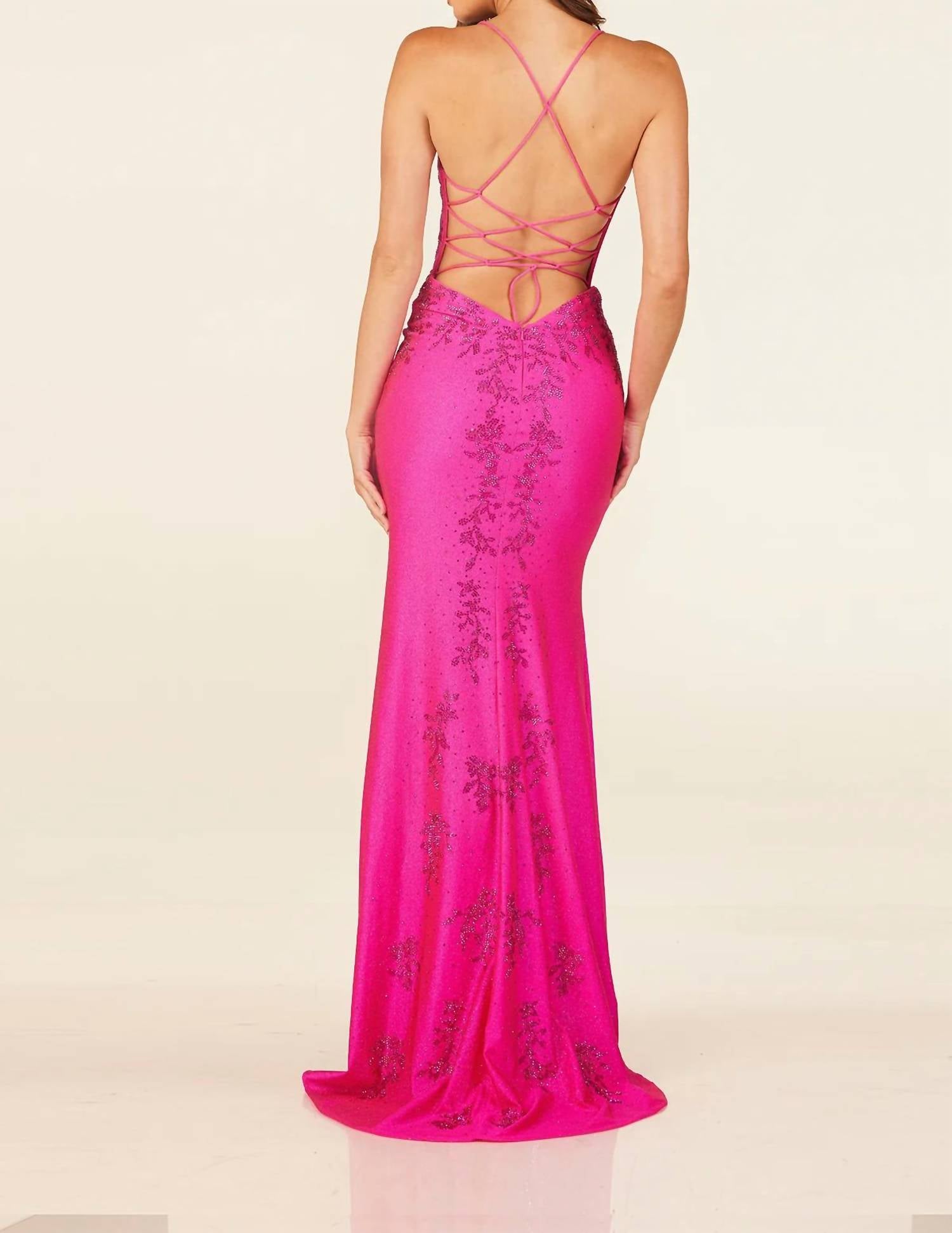 Lucci Lu - Sweetheart Neckline With High Slit Evening Dress
