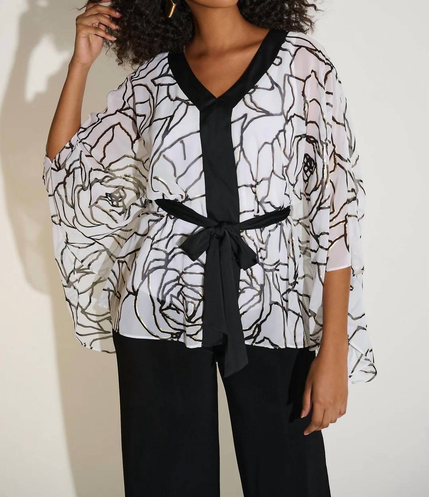Joseph Ribkoff - Floral Print V-neck 3/4 Sleeves Poncho Top