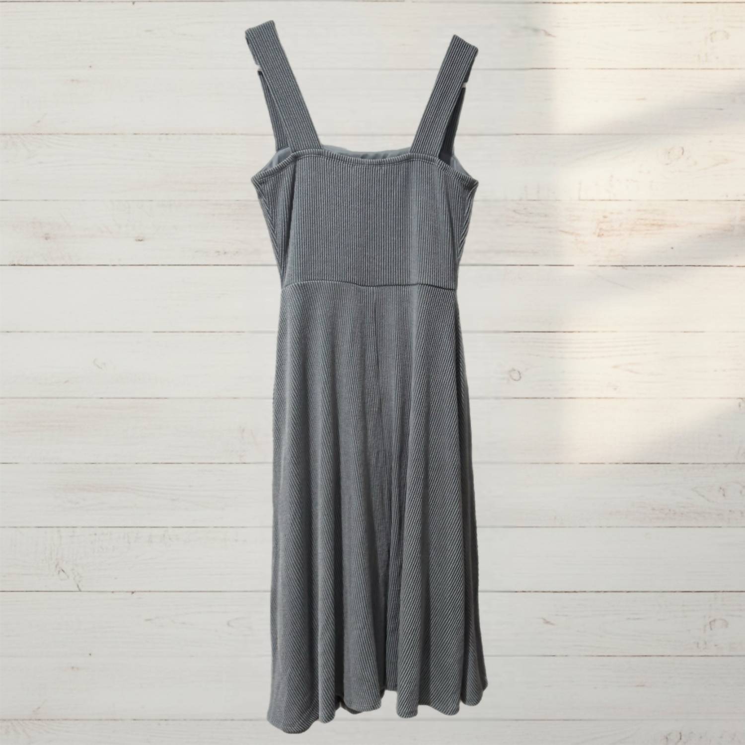 Nine Britton - Sleeveless Square Neck Ribbed Midi Dress
