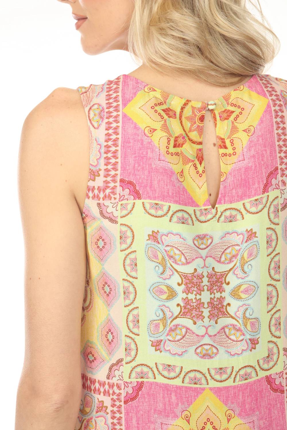 Charlie B - Printed Keyhole Back Sleeveless Top