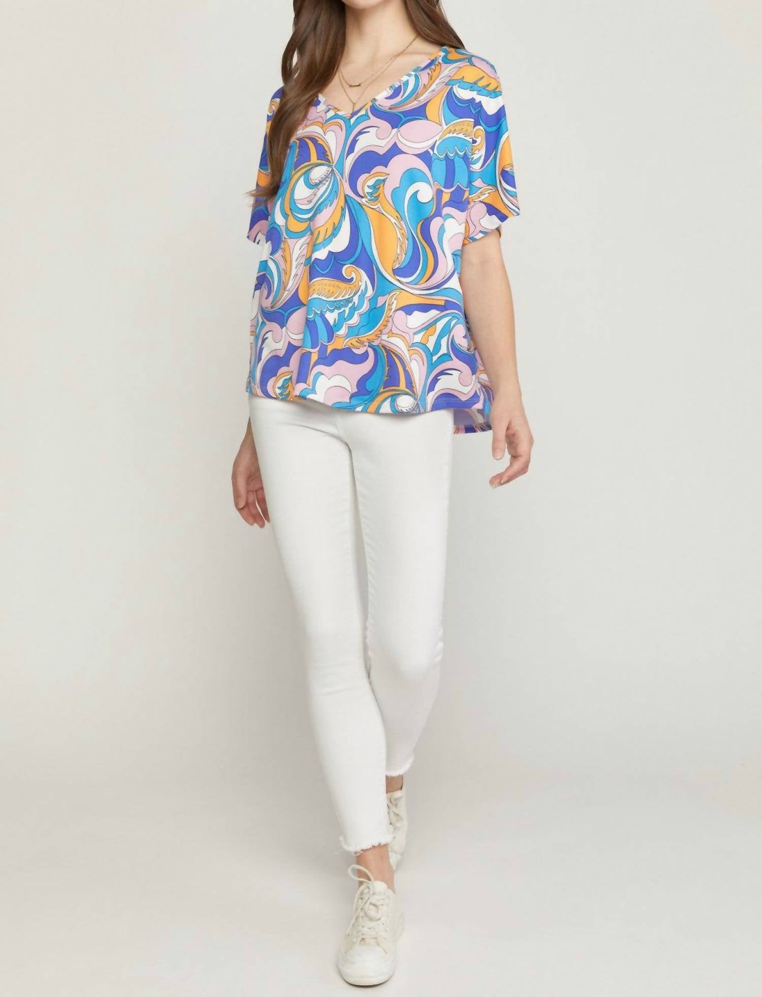 Entro - Abstract V-Neck Top