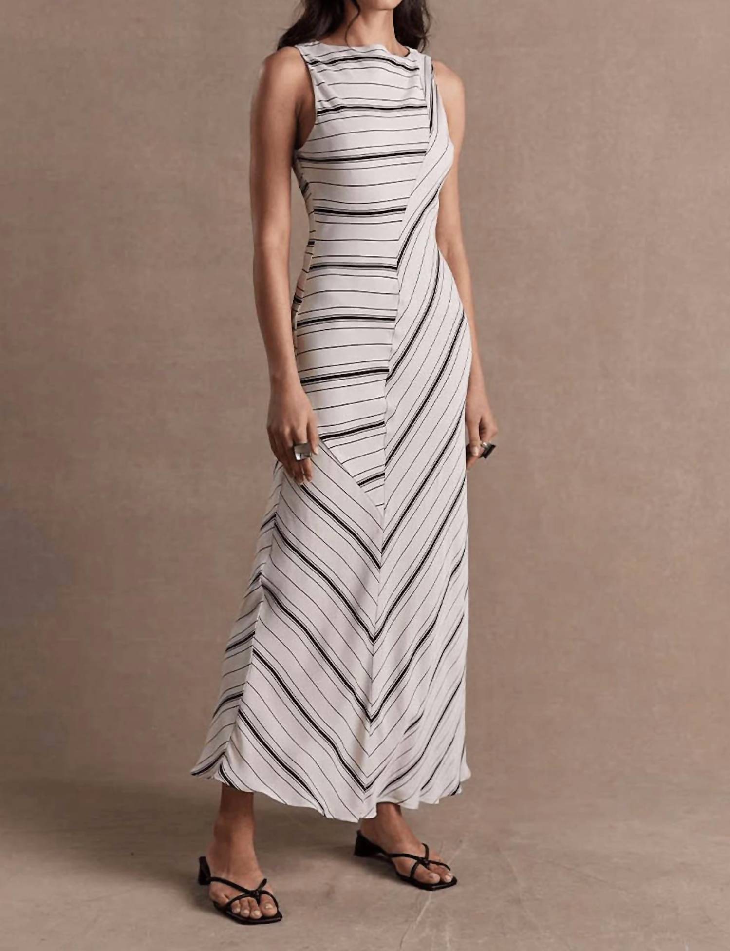 Sovere - Elemental Midi Dress