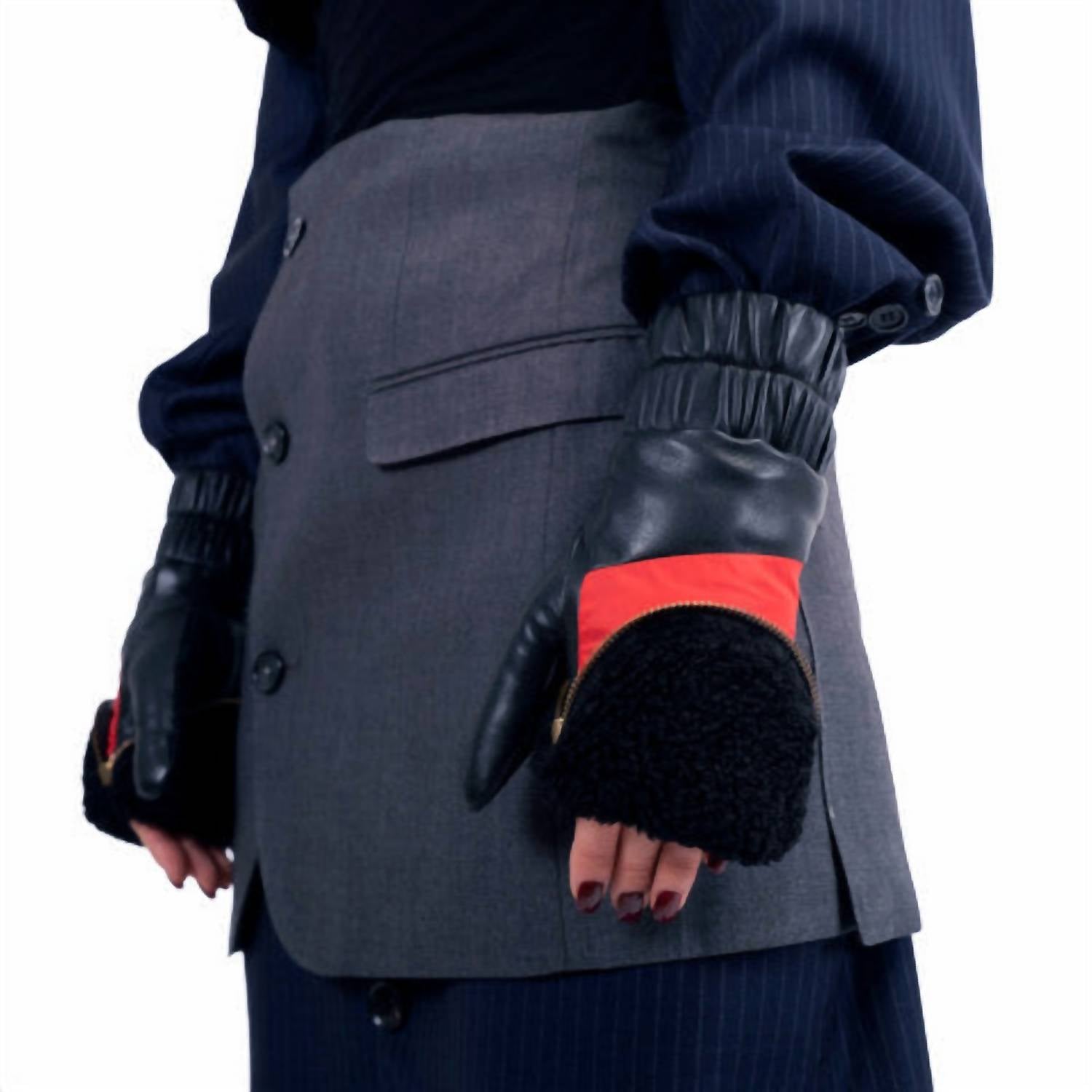 Aristide - Women's Zip Mitten With Stripe