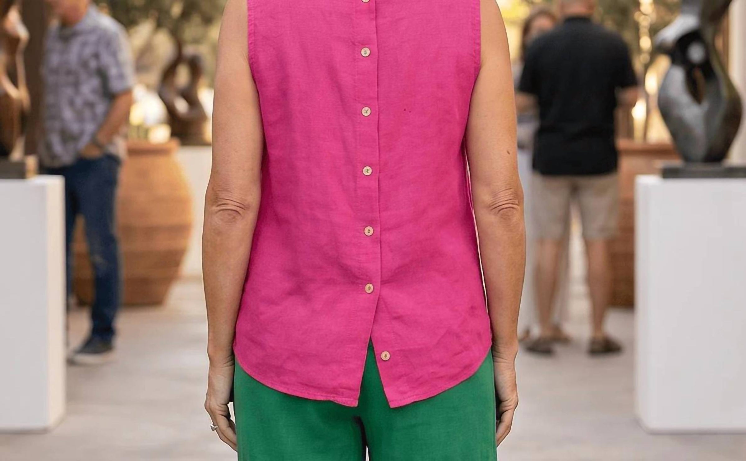 Puro Lino - The Asymmetrical Linen Top