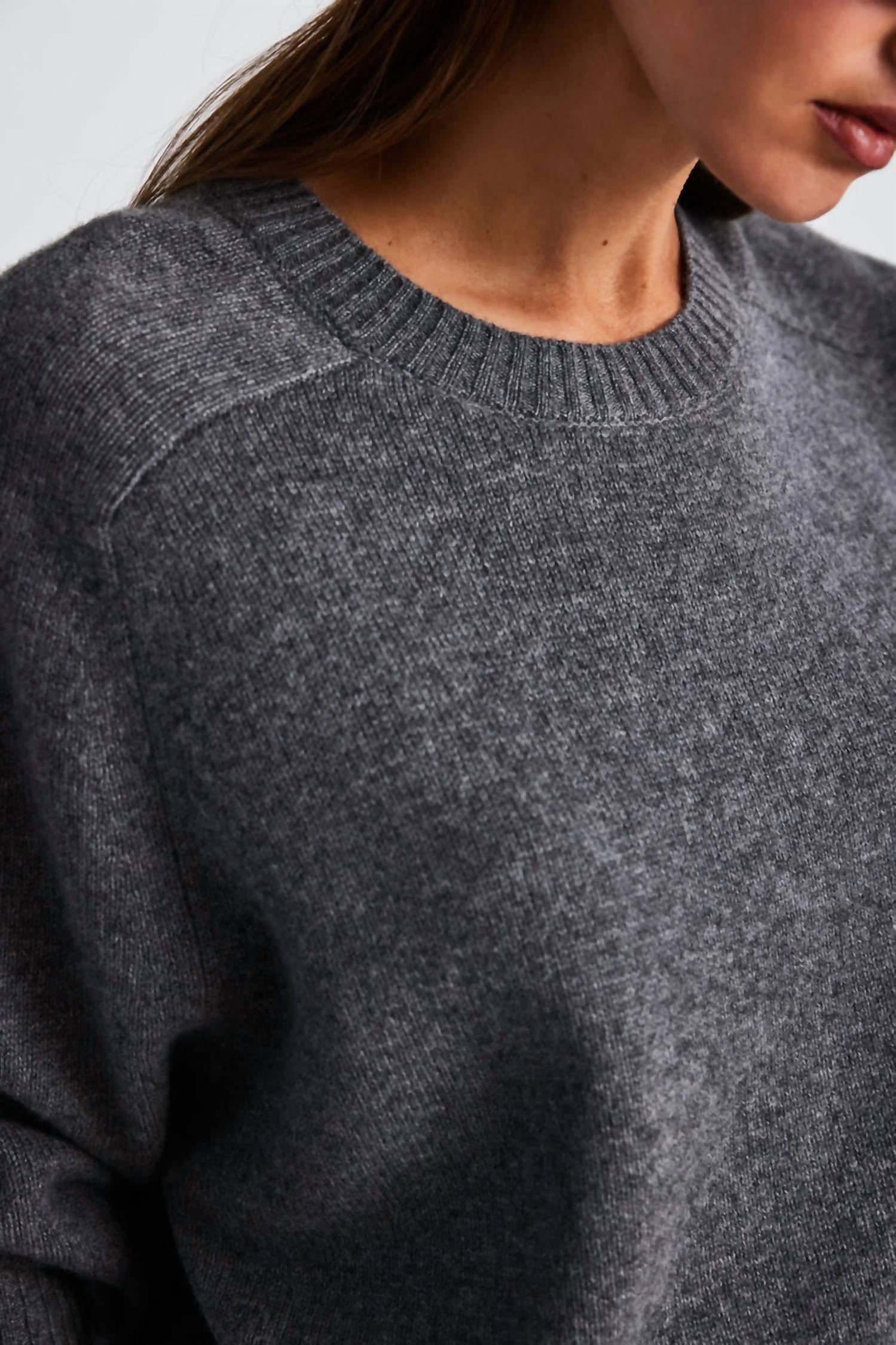 In/One - Amara Cashmere Long Sleeve Crop Top