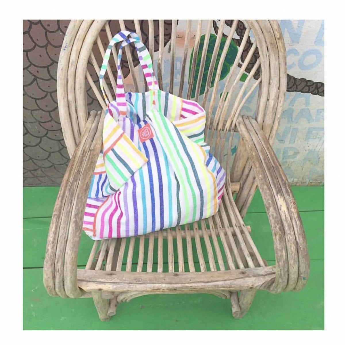 Las Bayadas - Women's Colorful Beach Bags