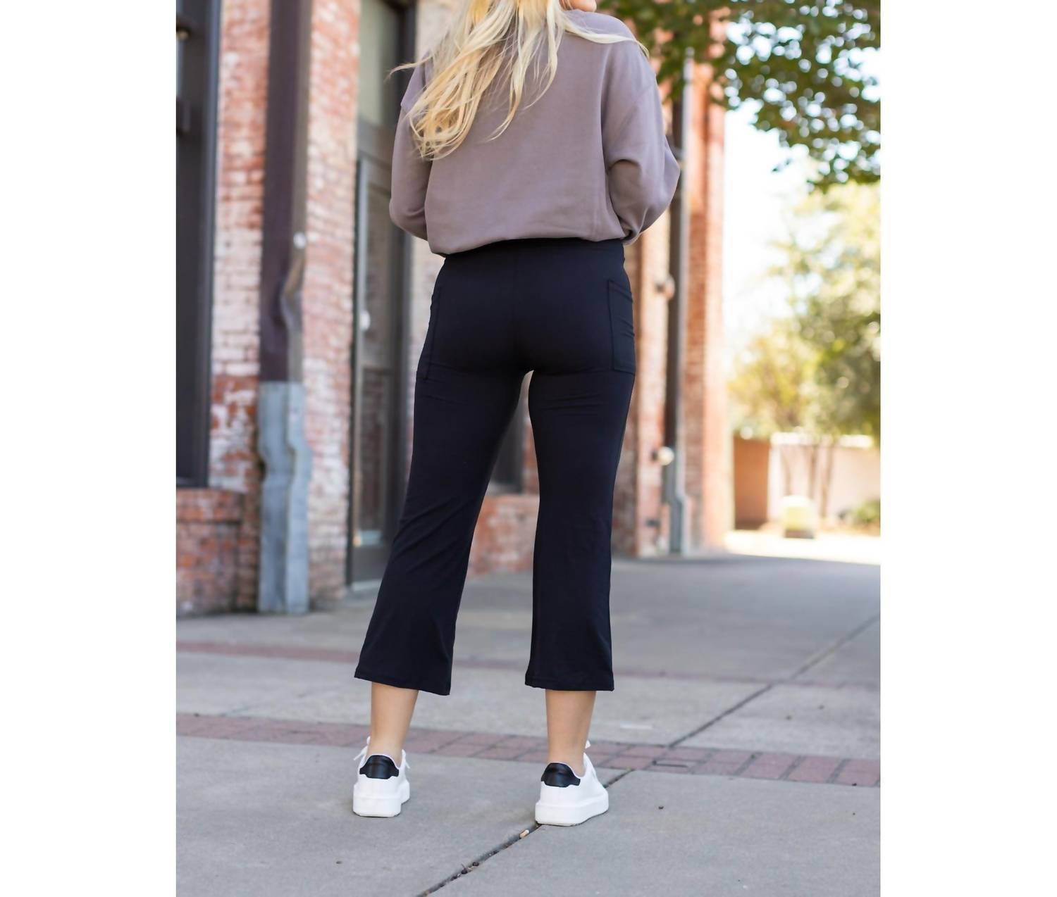 Julia Rose - Delilah Kick Flare Leggings With Pockets