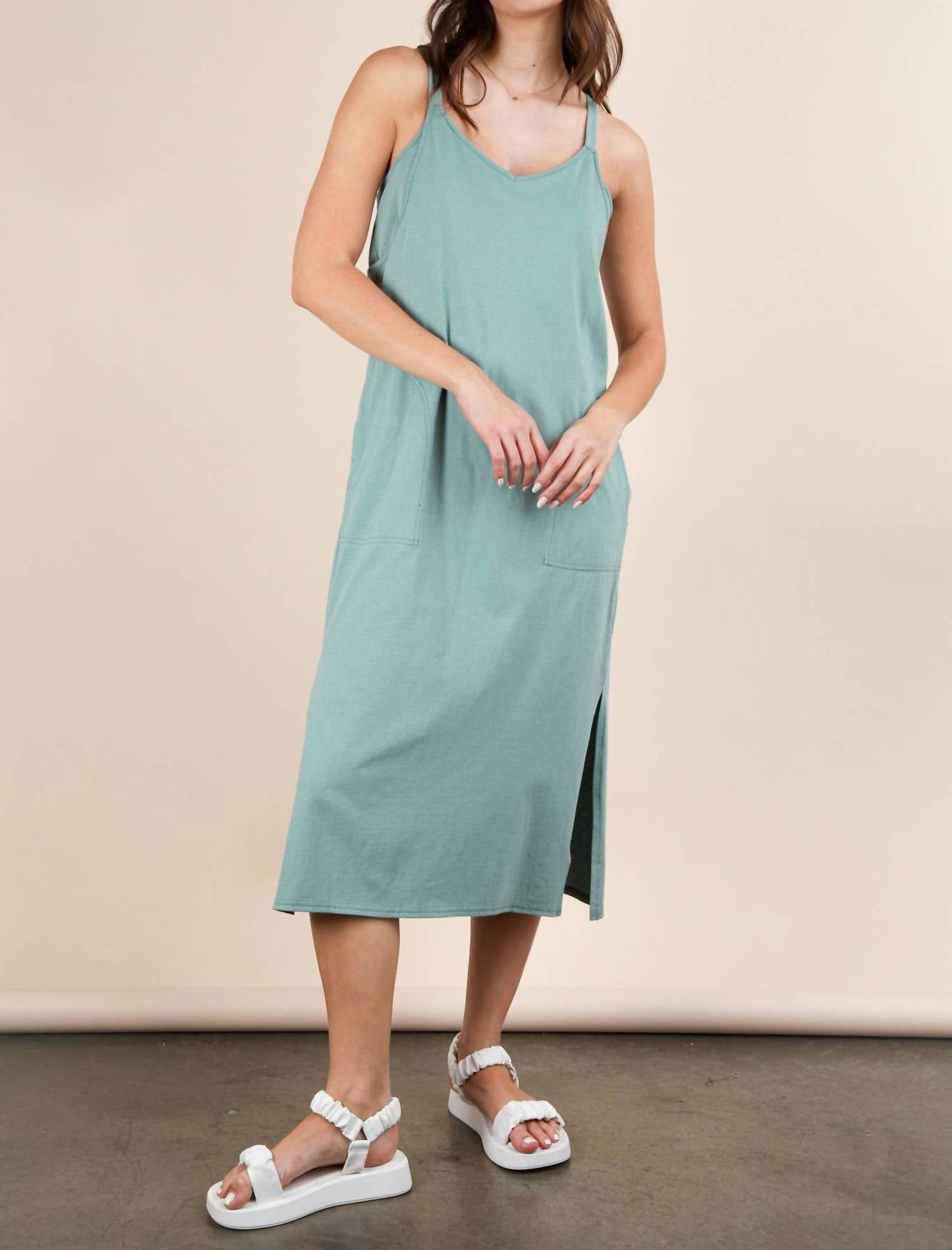 Very J - V-Neck Sleeveless Casual Comfy Midi Dress