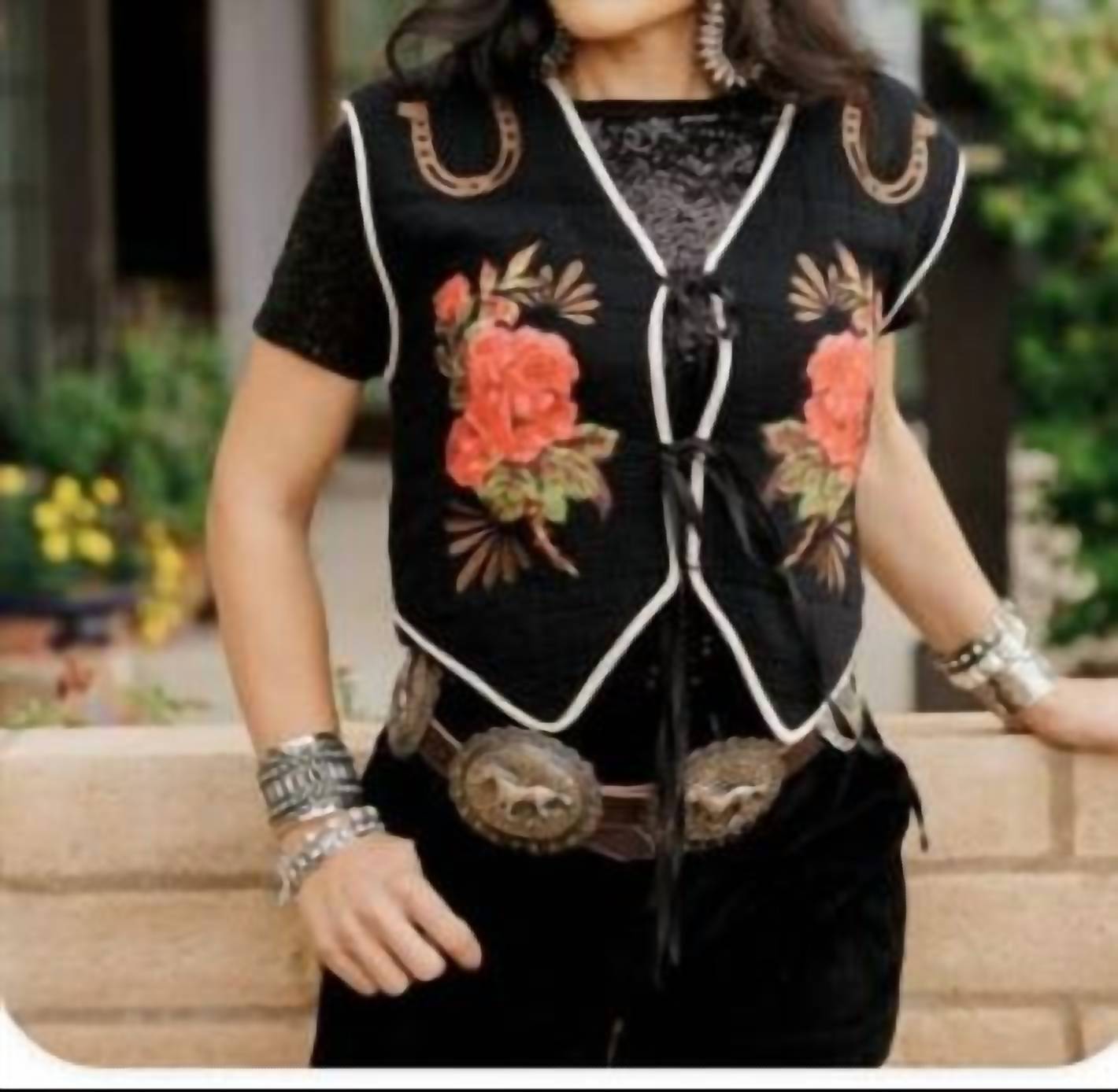 Rodeo Quincy - Wild Rose Tie Front Vest