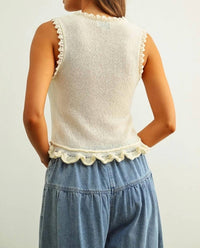 Miou Muse - STACEY LACE RUFFLED TOP