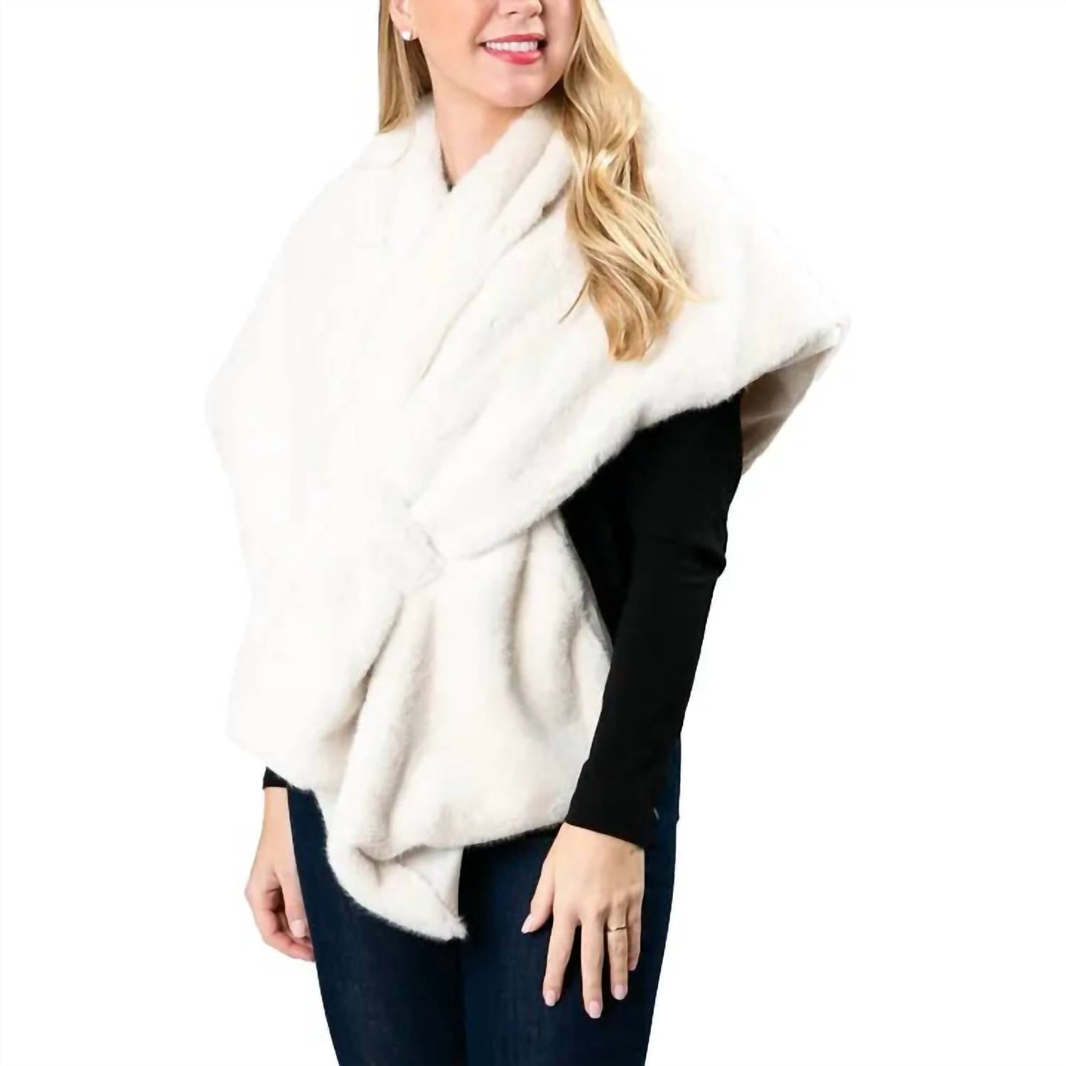 Top It Off - Katie Faux Fur Keyhole Wrap