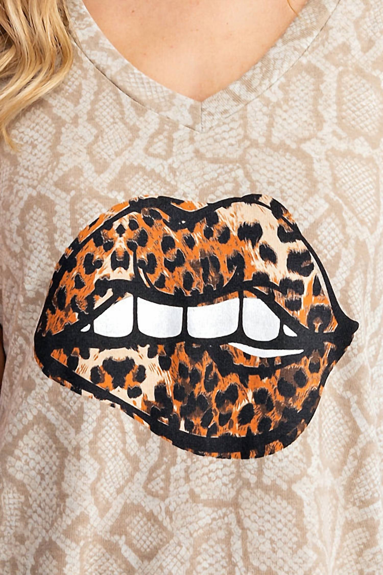 143 Story - Snake & Leopard Lips Top