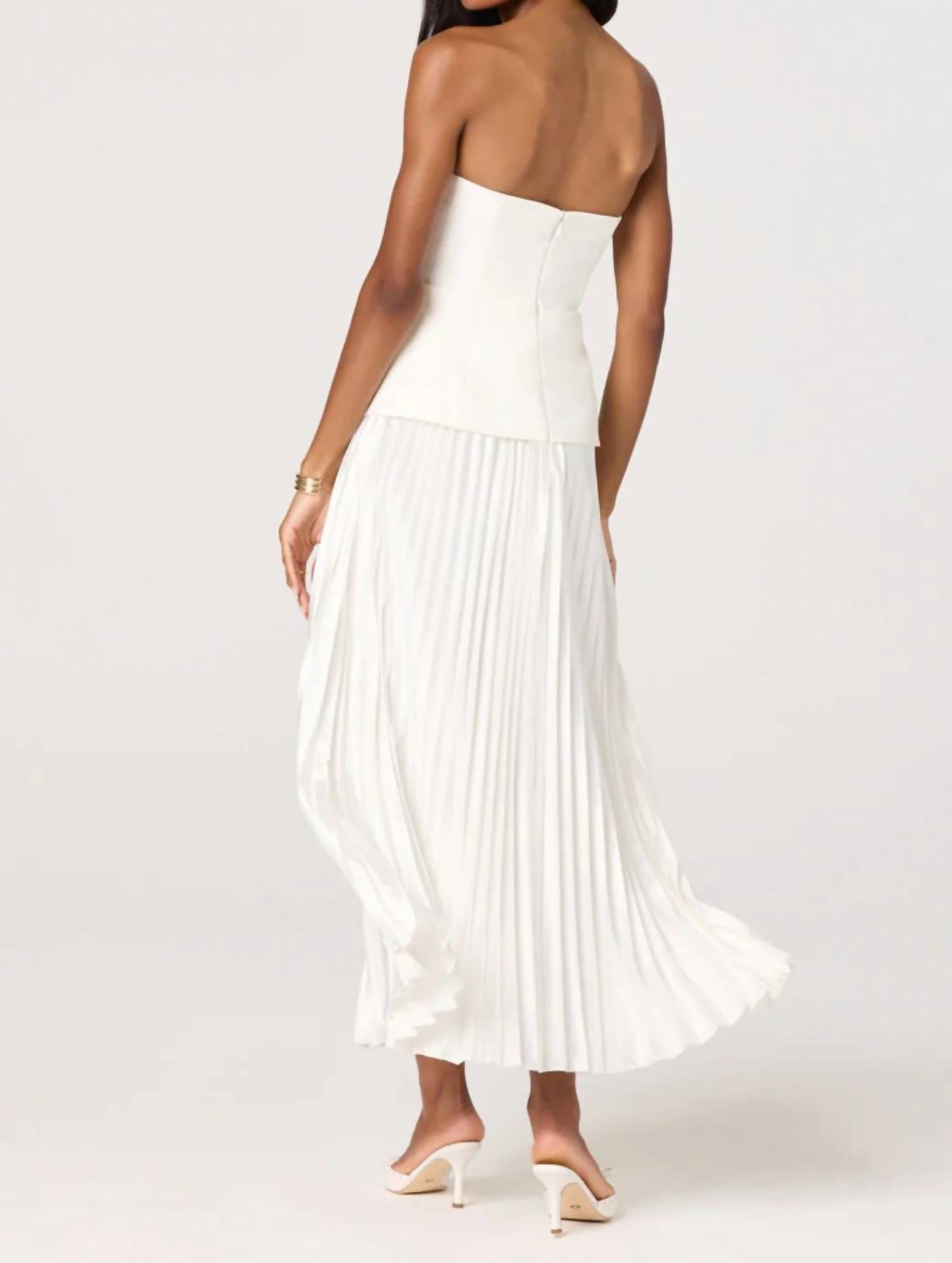 Astr - Aryana Dress