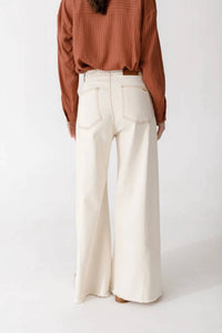 Savia - Wide leg Detailed Jean