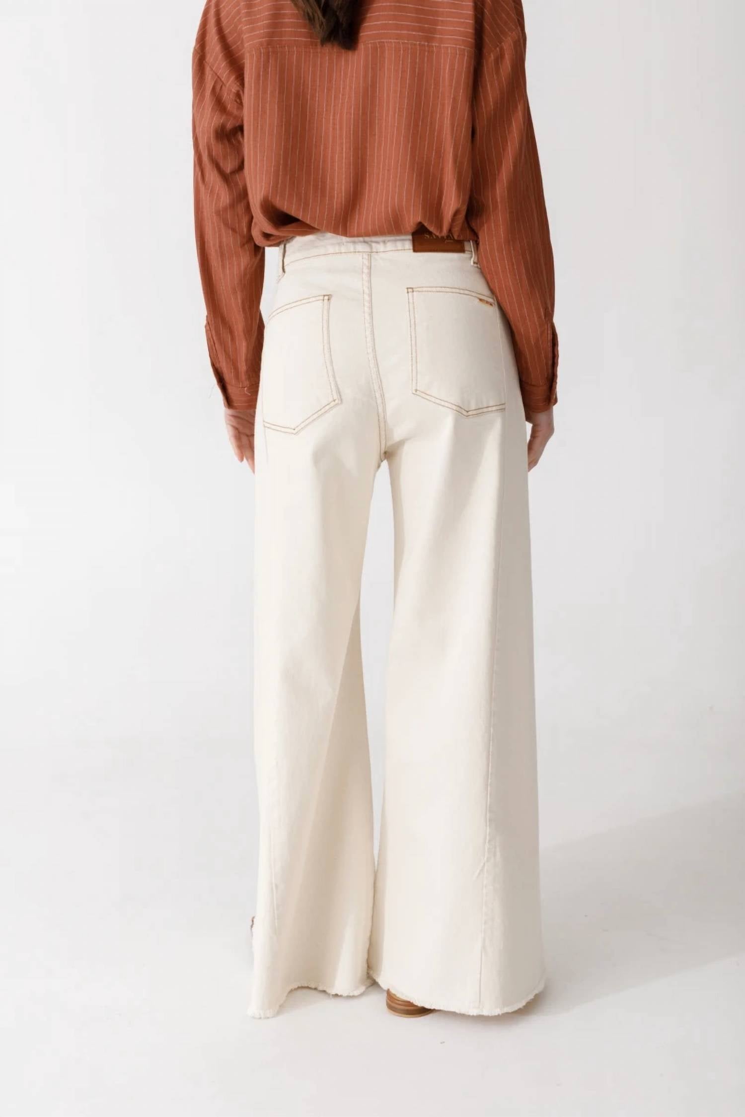 Savia - Wide leg Detailed Jean