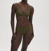 Simone Perele Karma Lace Unlined Bralette in adventure green - women's intimate - detail view