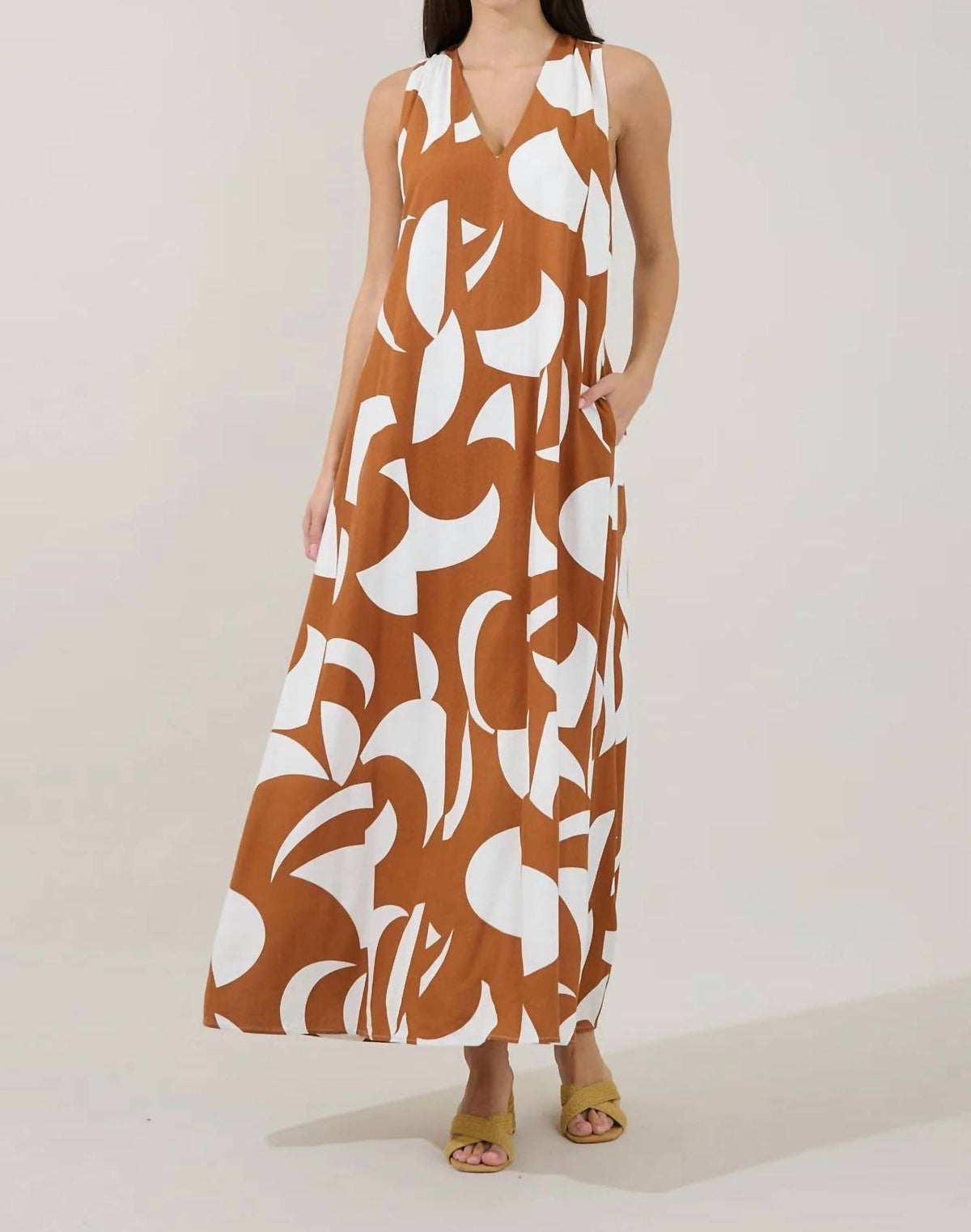 Sugarlips - Rubi Halter Neck Maxi Dress