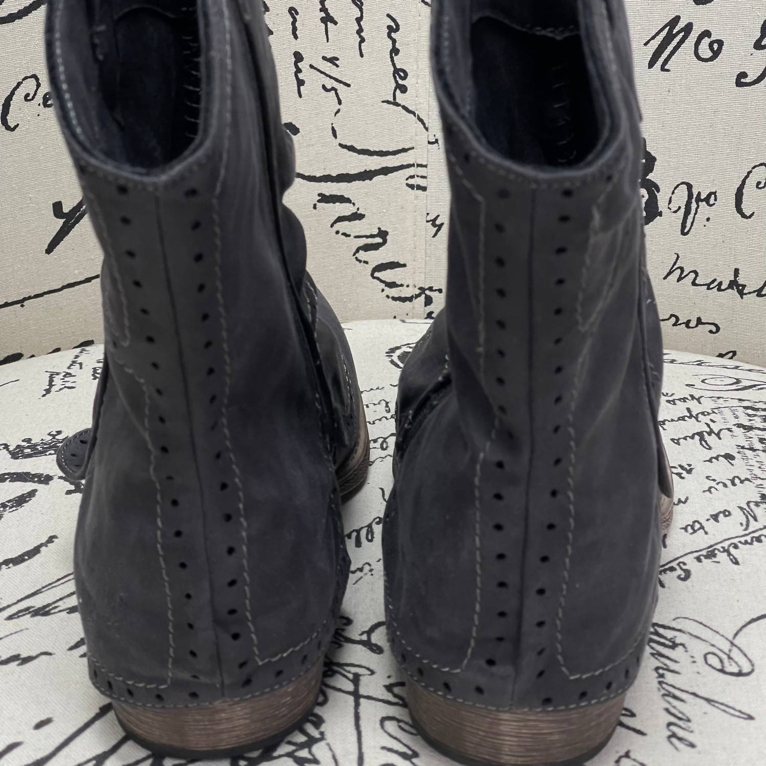 Very G - Women B Don Boots