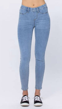 Judy Blue - Mid Rise Light Wash Skinny Jeggings