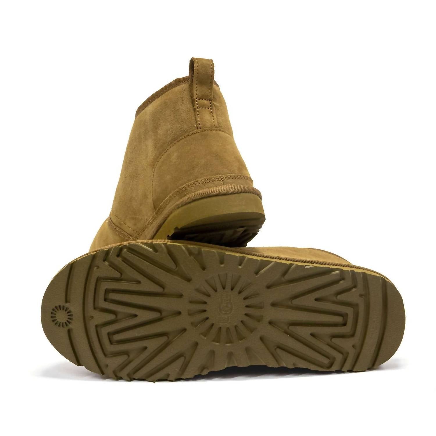 Ugg - Men's Neumel Leather Chukka Boots