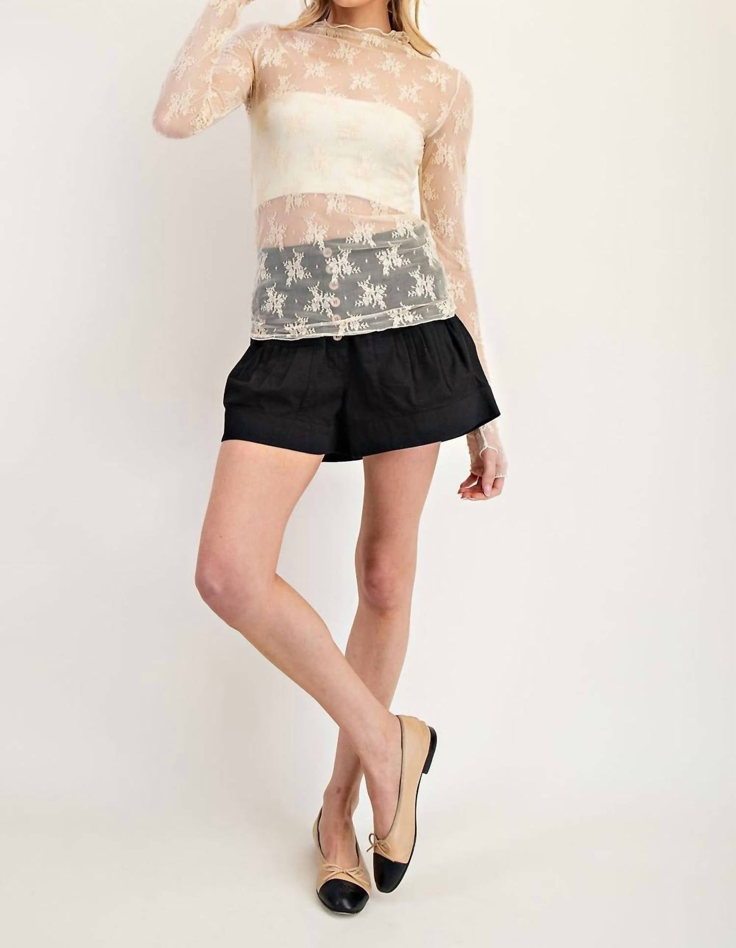 Ee:Some - Lace Layering Tee