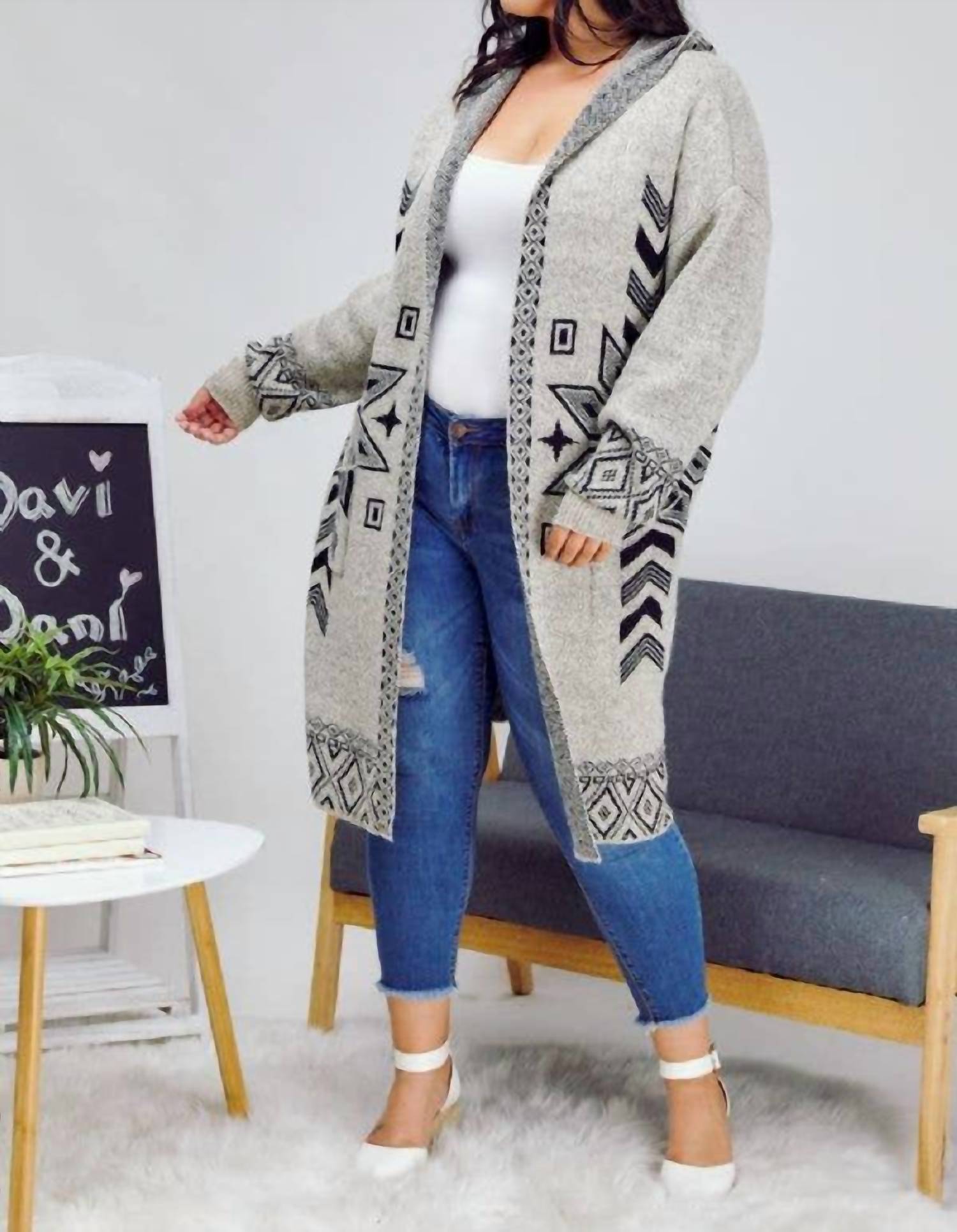 Davi & Dani - Snow Printed Long Sleeve Pockets Cardigan - Plus