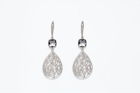 Avenue Chic - Women's Filigree Teardrop Earrings