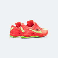 NIKE Men's Dragonfly Xc Shoe in hyper orange lime blast bright crimson - men's shoe - detail view