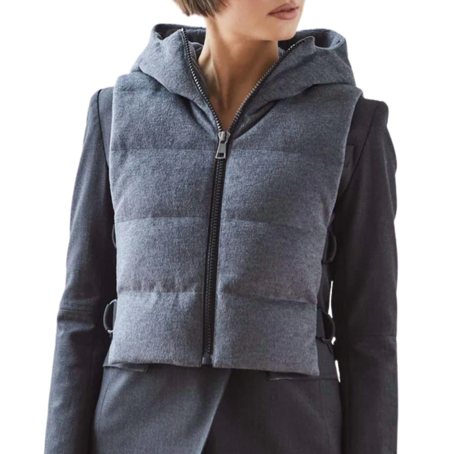 Adroit Atelier Women's Luna Vest in grey - women's jacket