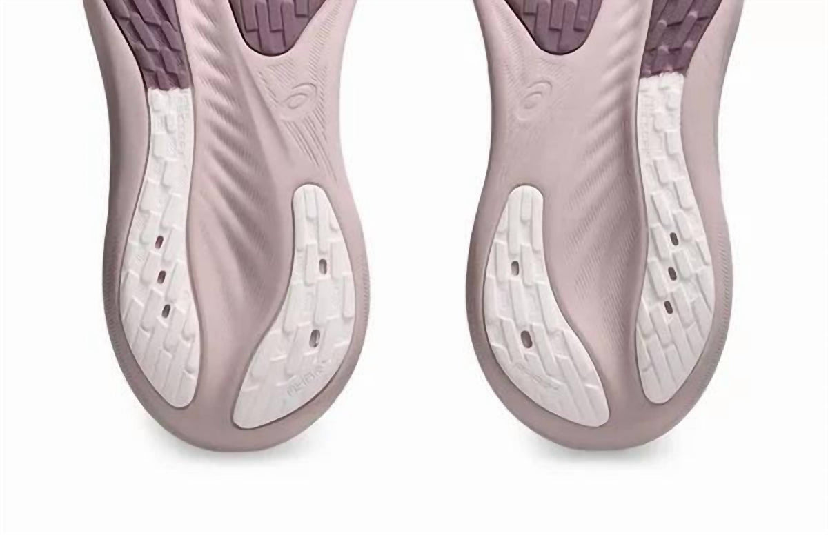 Asics - Women's Nimbus 27 Sneaker
