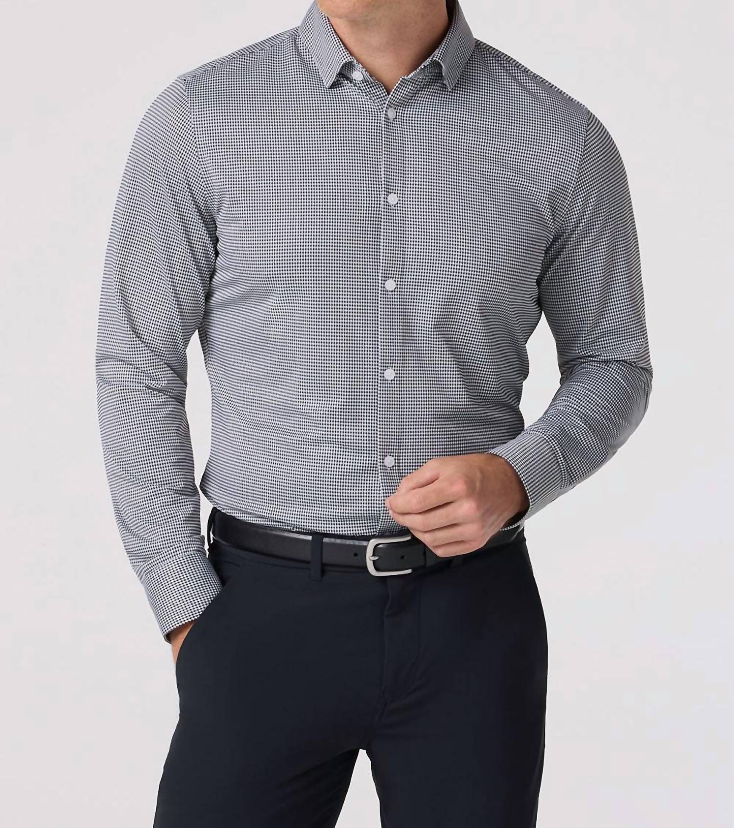 Mizzen + Main Halyard Long Sleeve Performance Dress Shirt in black peter gingham - men's shirt