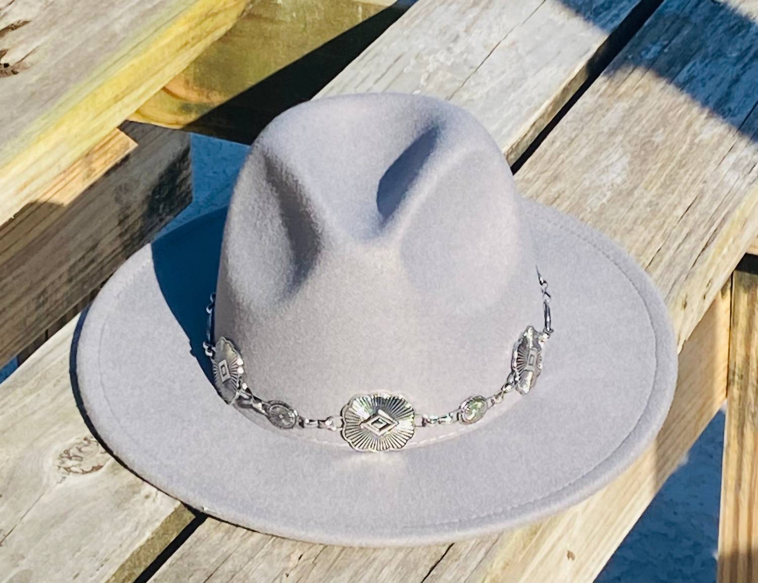 Katydid - Women's Wide Brim Hats