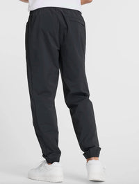 New Balance - Nylon Jogger