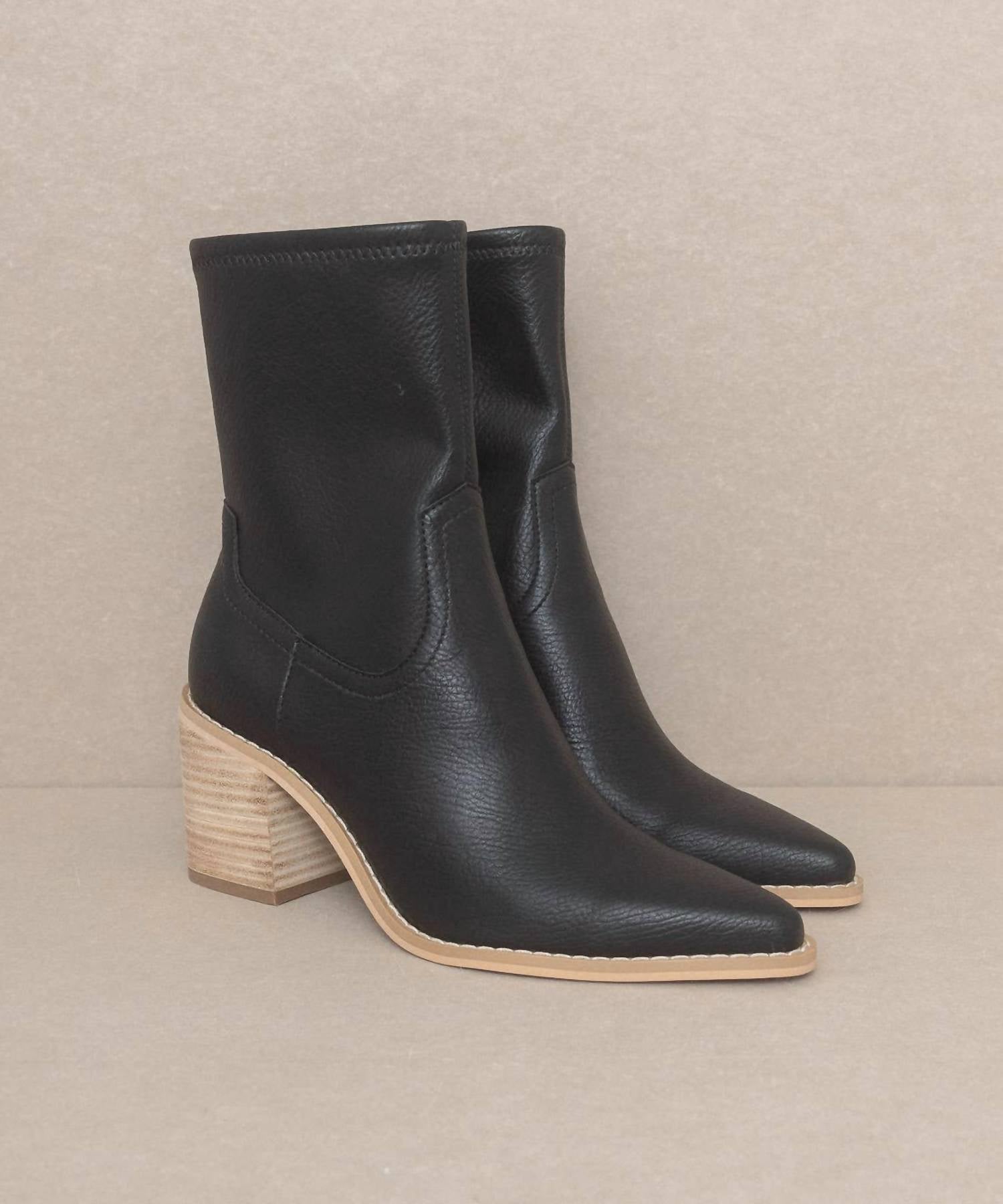 Oasis Society - Women's Vienna Sleek Ankle Hugging Bootie