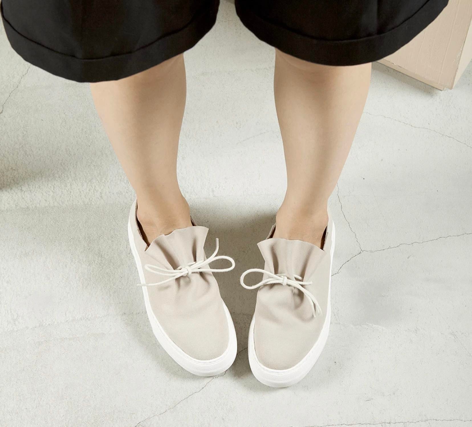 All Black - Women's Gathered Sneak Sneaker Shoes