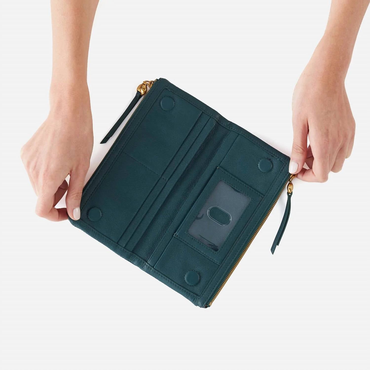 Hobo - Women's Keen Large Top Zip Wallet Velvet