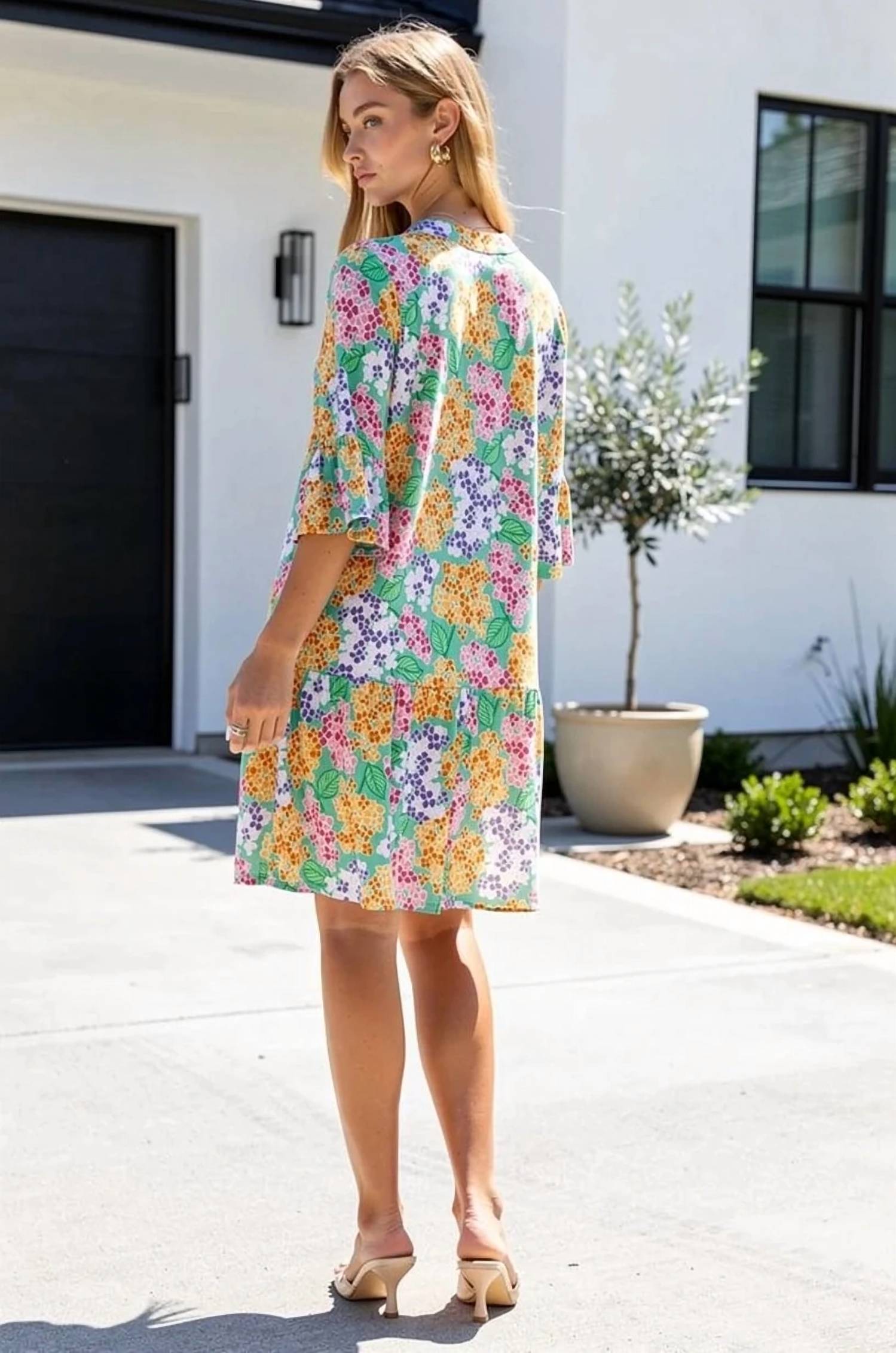 Dear Scarlett - Floral Print Shirred Tiered Dress