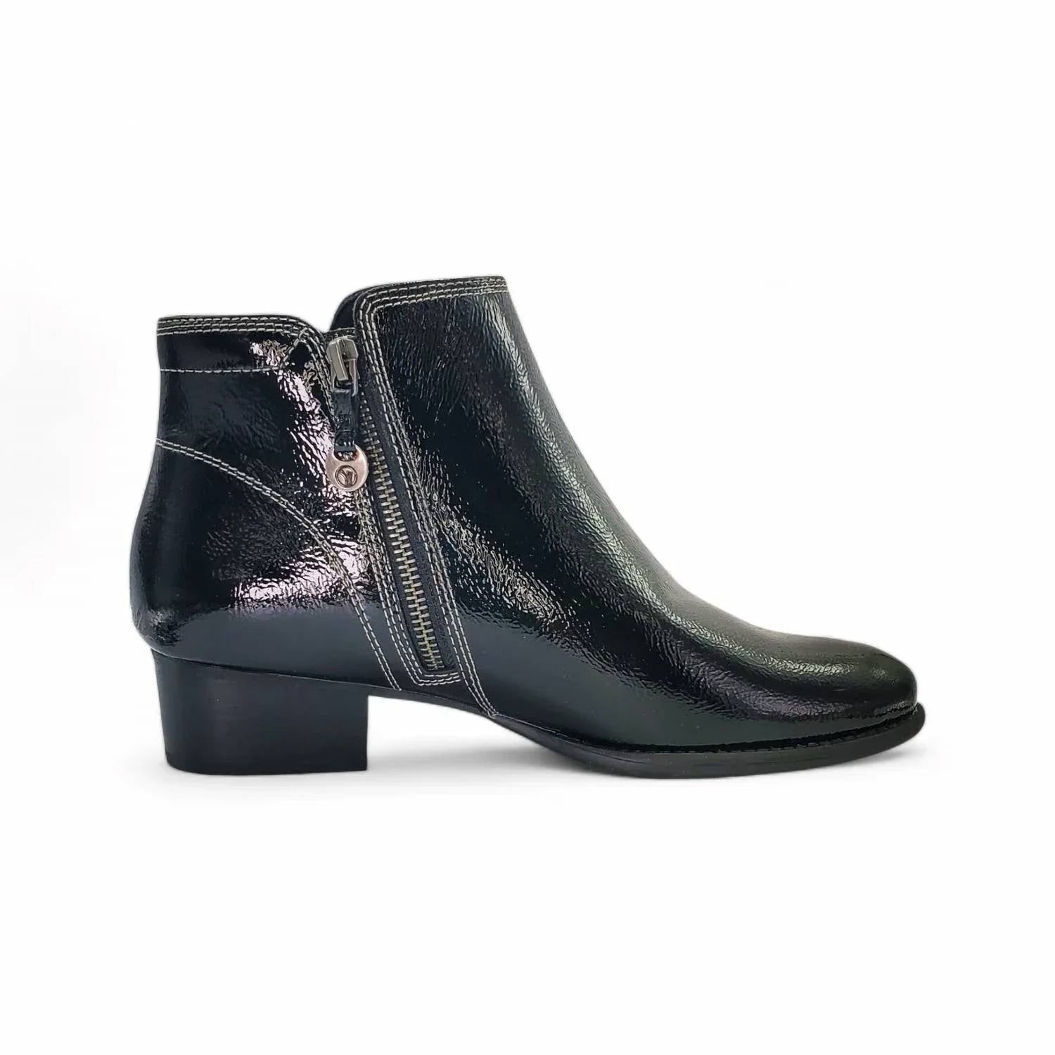 Revere - Women's Tiko Leather Ankle Boots