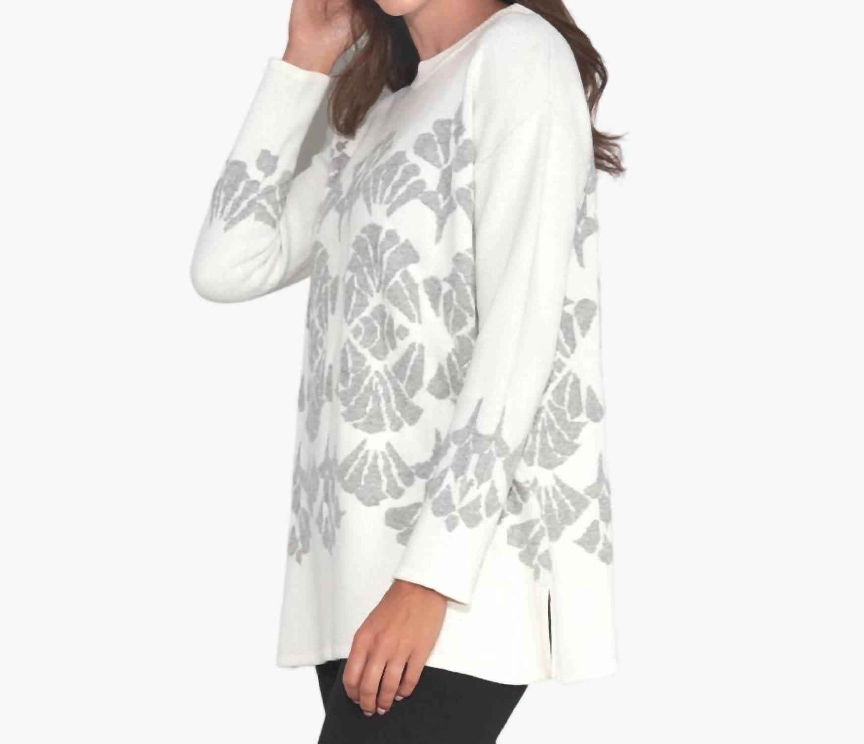 Stella Carakasi - Eye Candy Sweater