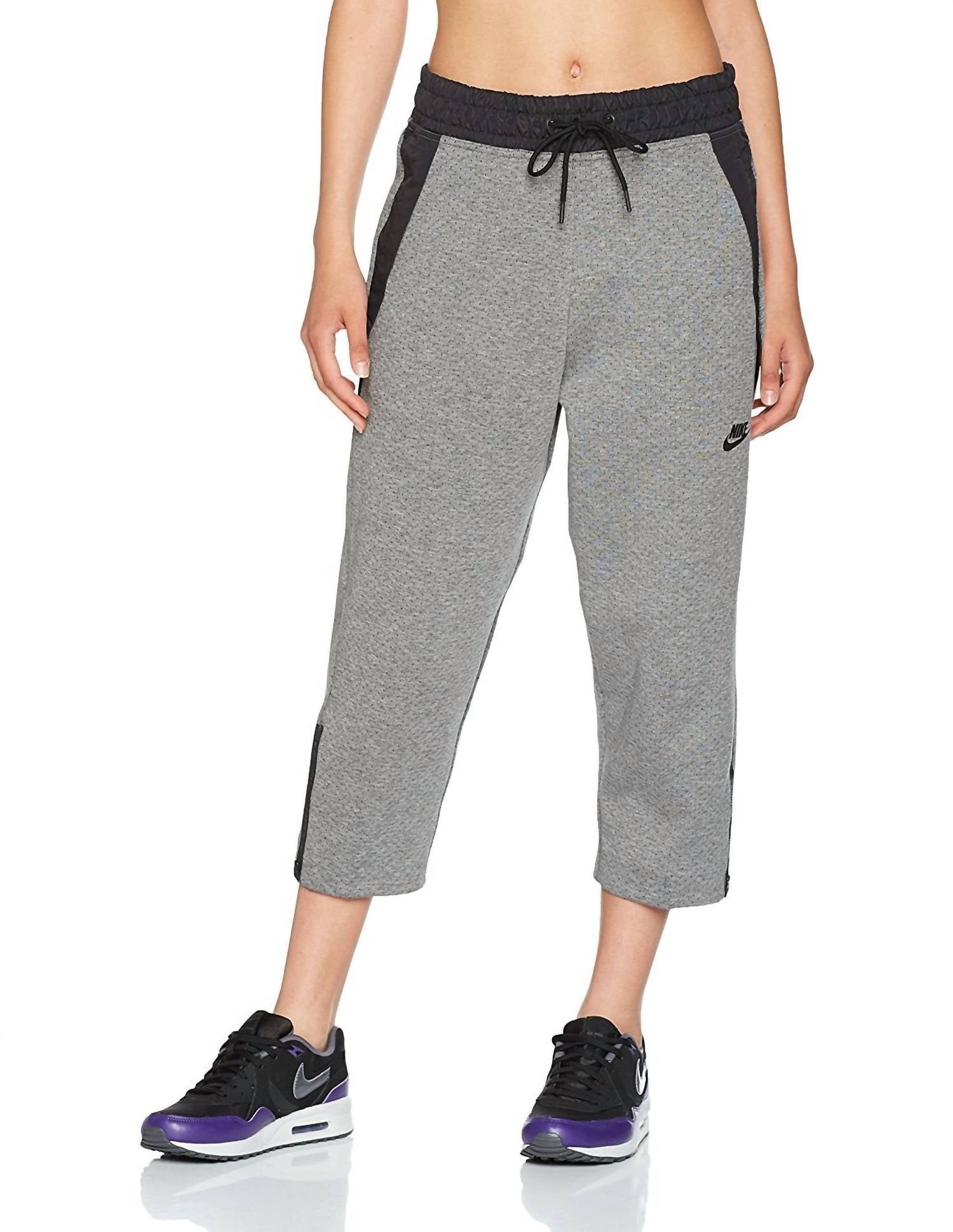 Nike - Tech Fleece Sneaker Capri Pants